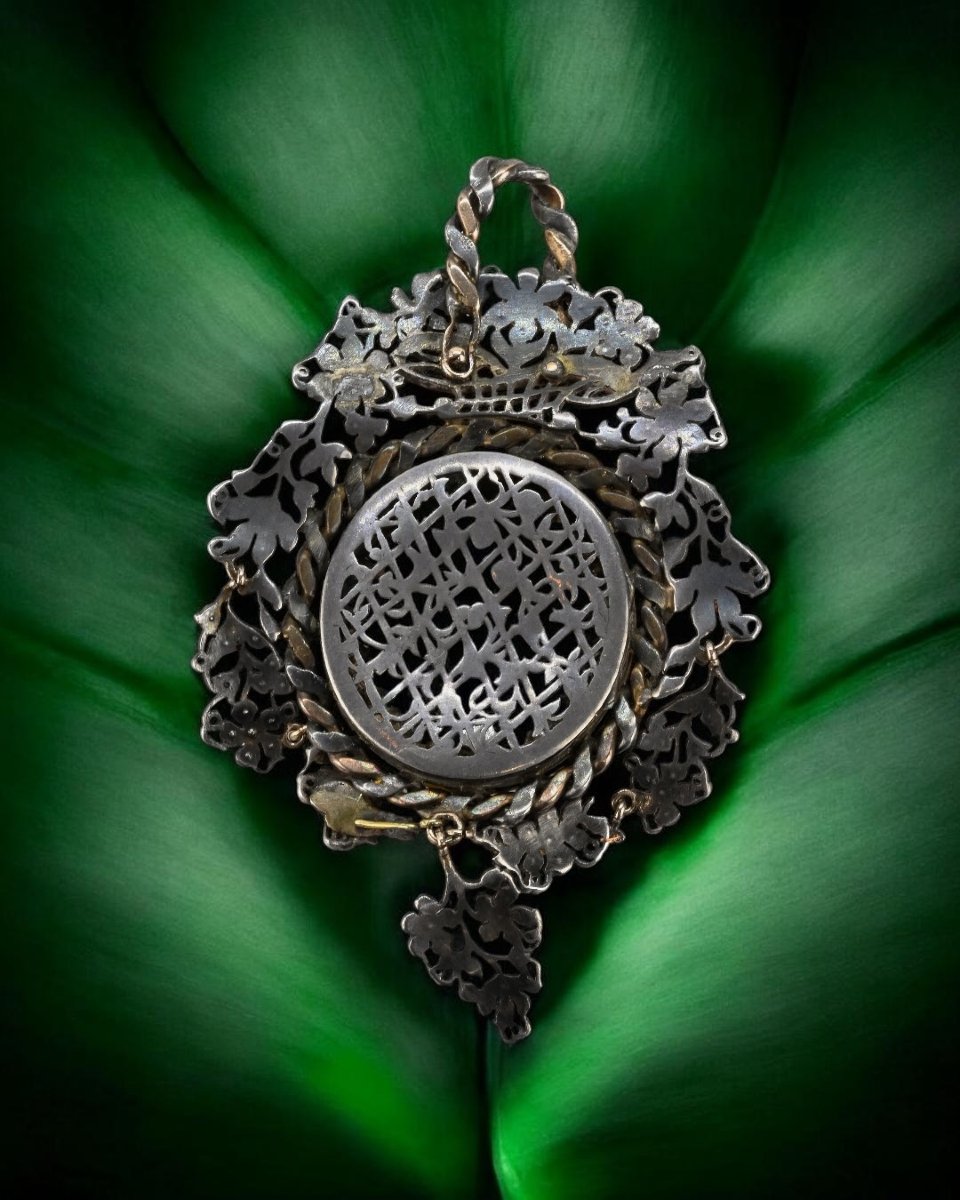 Pendente in Oro, Diamanti e Smalti - XVIII Secolo -photo-1